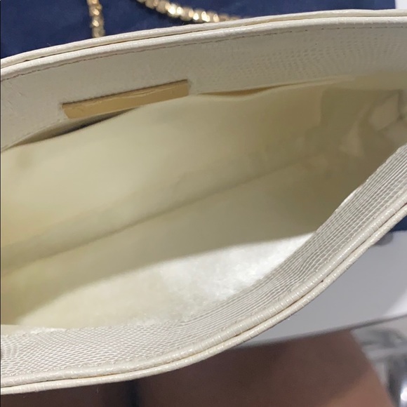 Swarovski Crystals Clutch with Crystal Strap - Picture 6 of 6